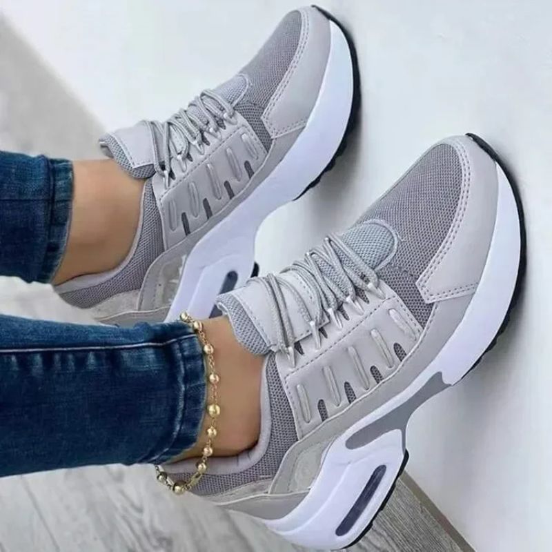 Nadine | Sample Skywalk Comfort